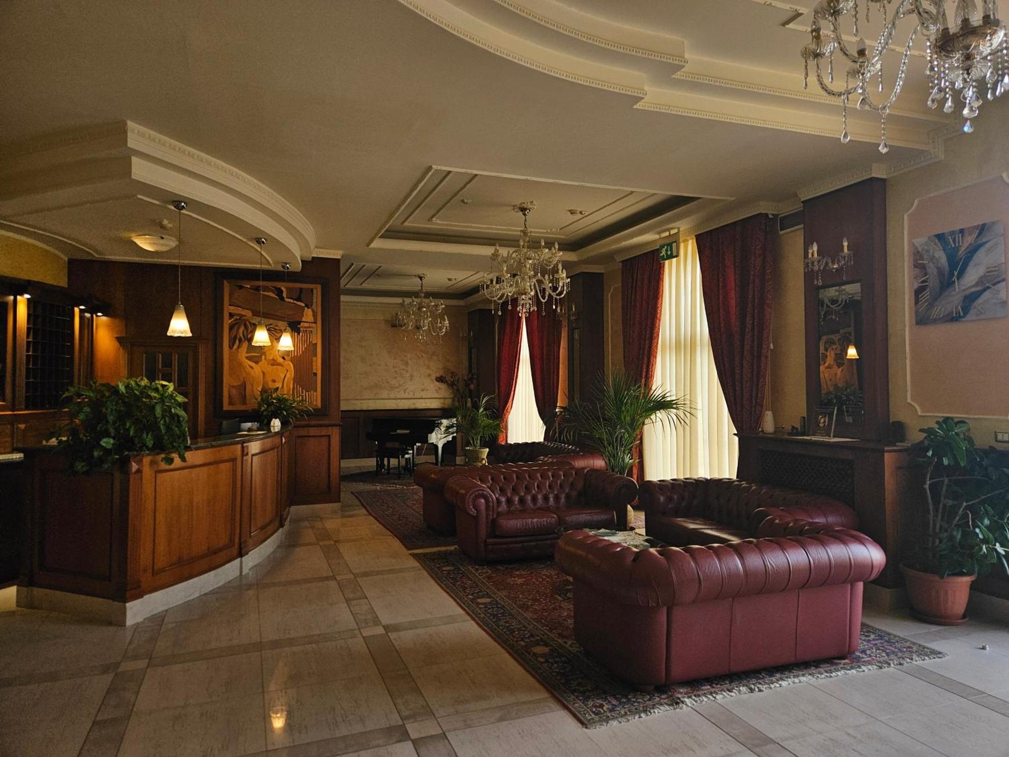 Hotel Villa Santa Maria วิลลาเปียนา ภายนอก รูปภาพ