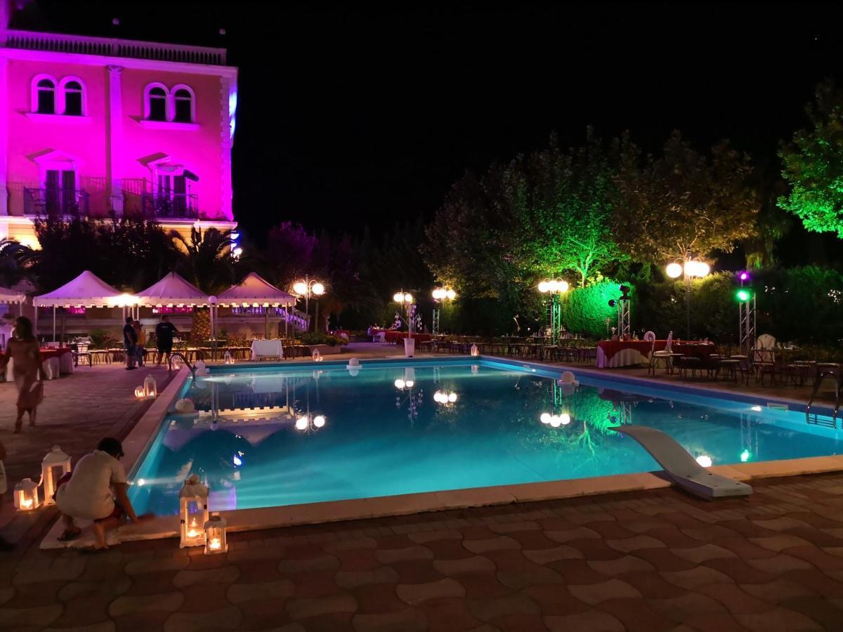 Hotel Villa Santa Maria วิลลาเปียนา ภายนอก รูปภาพ